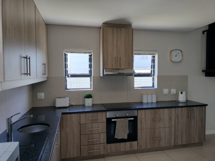 3 Bedroom Property for Sale in Jakarandas Western Cape